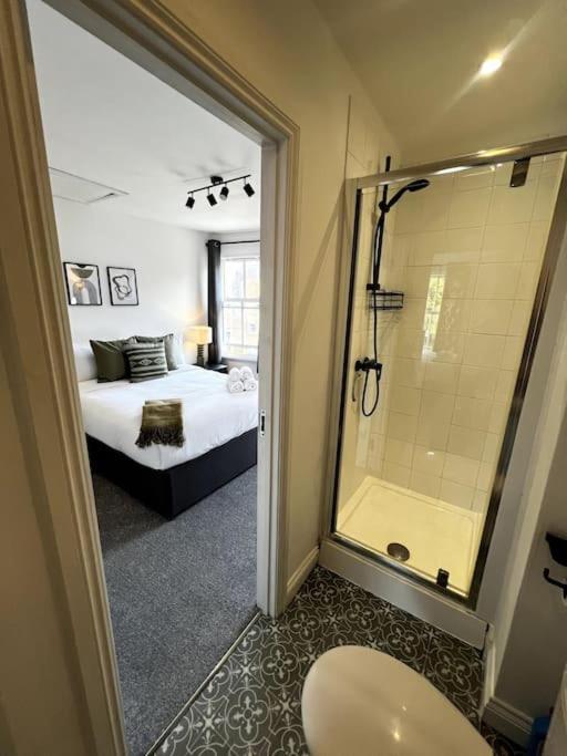 Central Chic 3 Bed, Great Location Winchester Kültér fotó