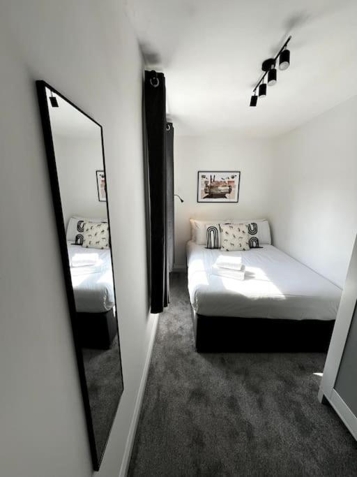 Central Chic 3 Bed, Great Location Winchester Kültér fotó