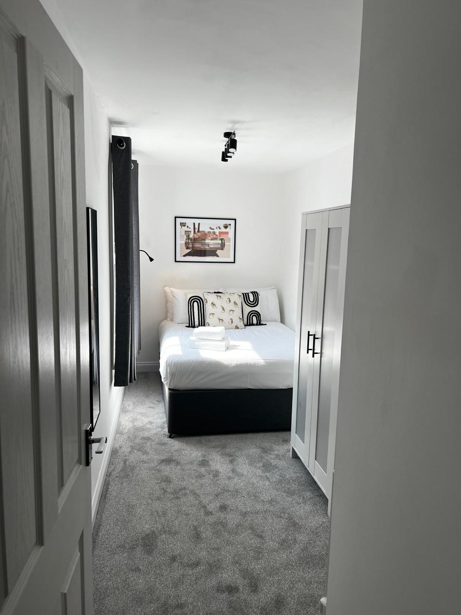 Central Chic 3 Bed, Great Location Winchester Kültér fotó