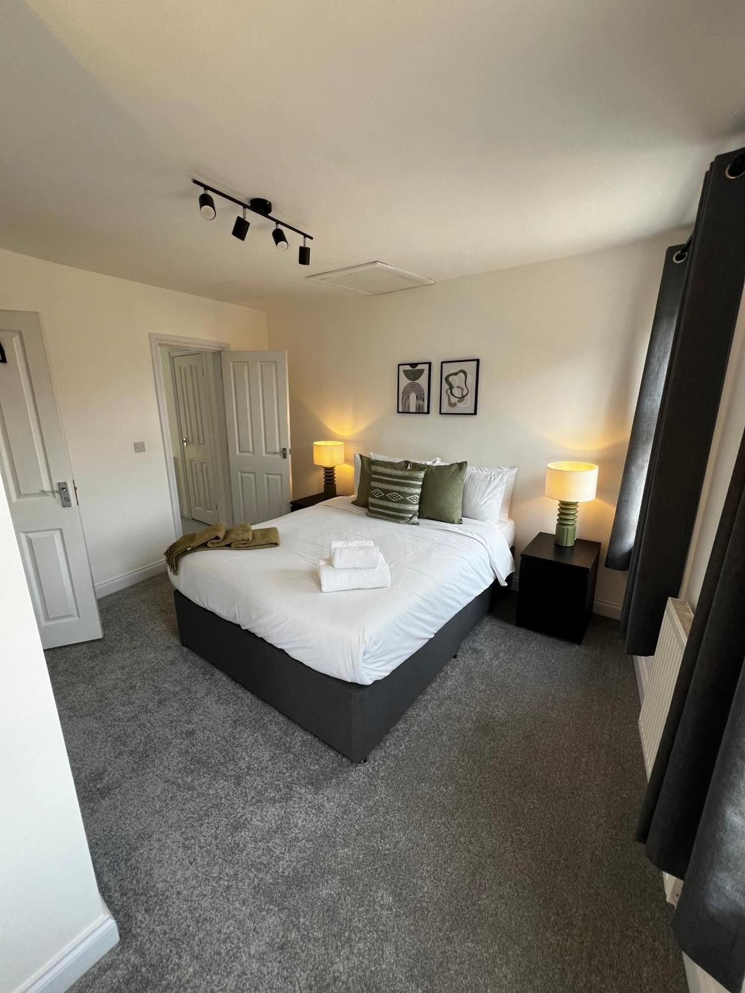 Central Chic 3 Bed, Great Location Winchester Kültér fotó